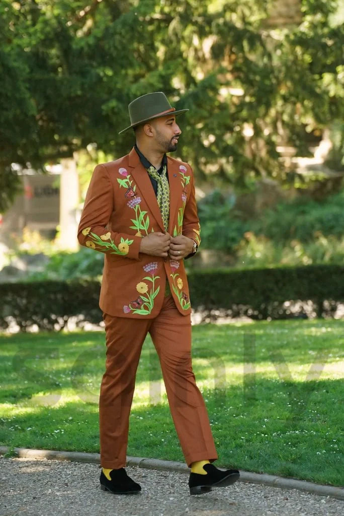 Men Floral & Butterflies Designer Embroidery Suit Stylish Rust Two Piece Suit Country Western Suit Groom Suit Wedding Cocktail Party Attire