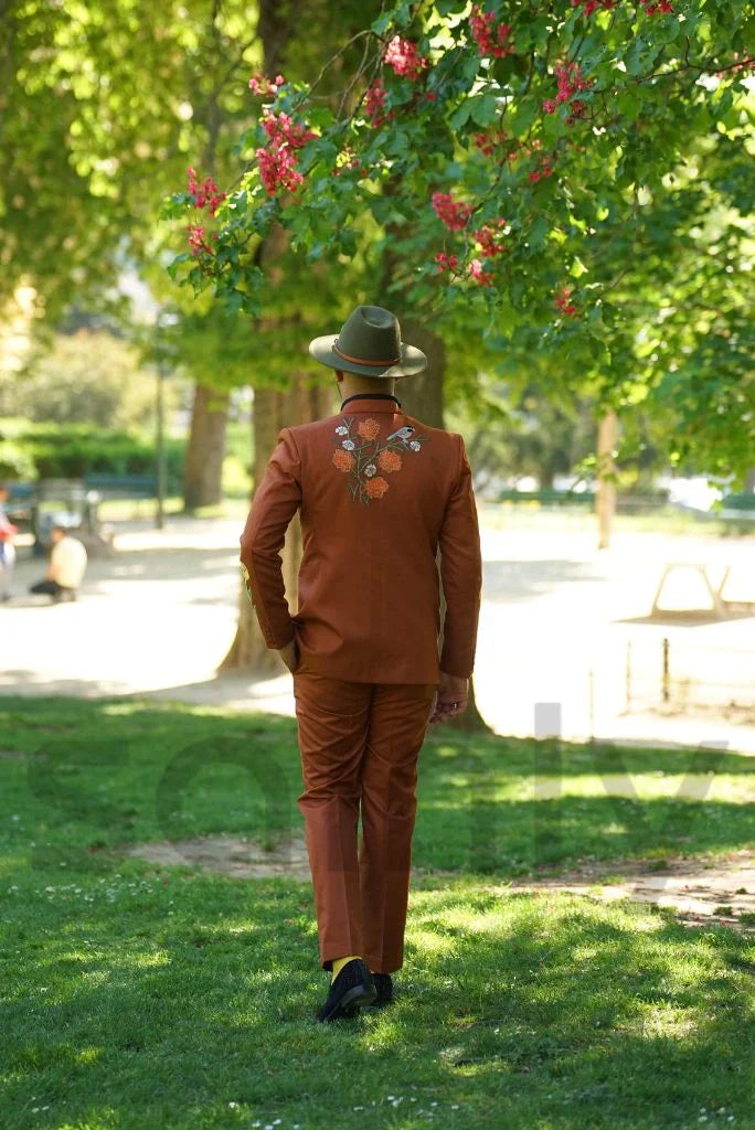 Men Floral & Butterflies Designer Embroidery Suit Stylish Rust Two Piece Suit Country Western Suit Groom Suit Wedding Cocktail Party Attire