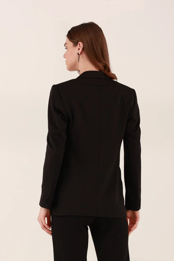 Women's Thread Embroidery Suits Are Special Events Party & Every Occasions The Decent & Unique Design Embroidery Suit